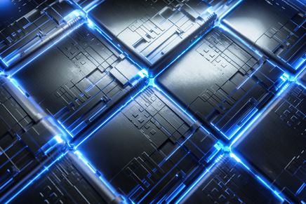 东亚实践表明AI可成为就业增长助推器，人机协同成关键